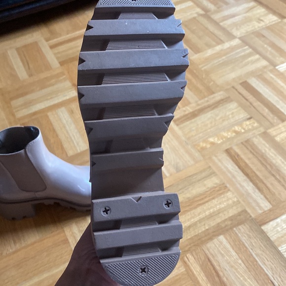 Beige ankle boots - brand new - Picture 2 of 5